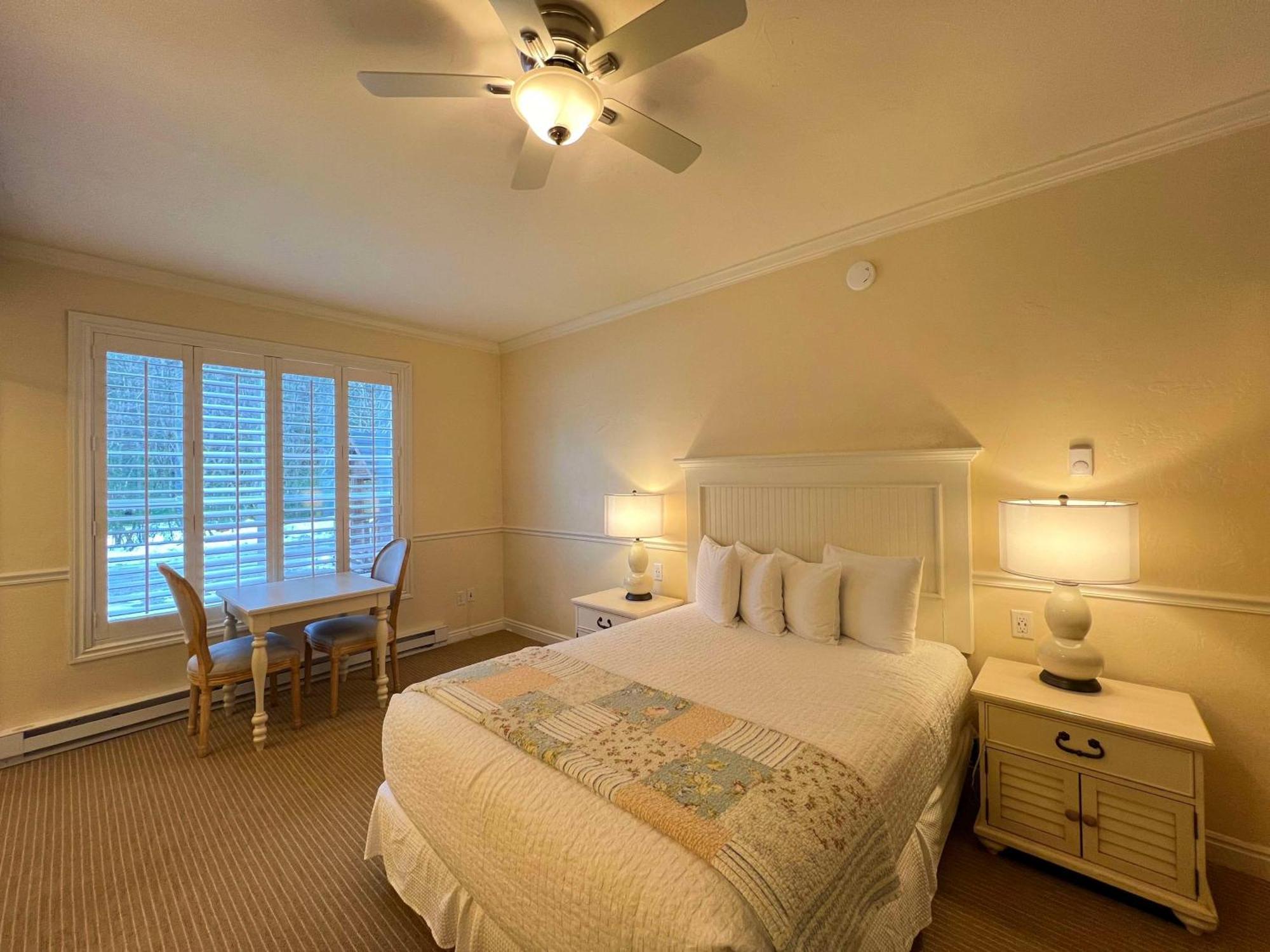 Best Western Grandma'S Feather Bed Mendenhaven Exterior photo